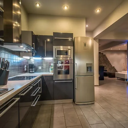 Astarte Villas - Muthee Villa Agrilia